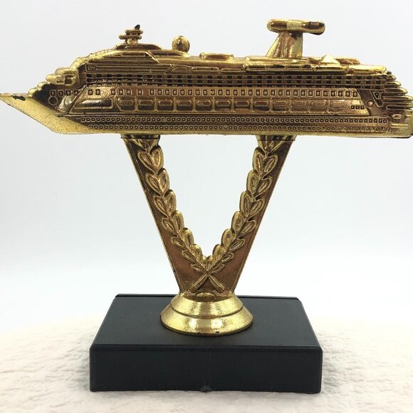 CARNIVAL SPLENDOR SHIP ON A STICK CRUISE TROPHY - Picture 3 of 4